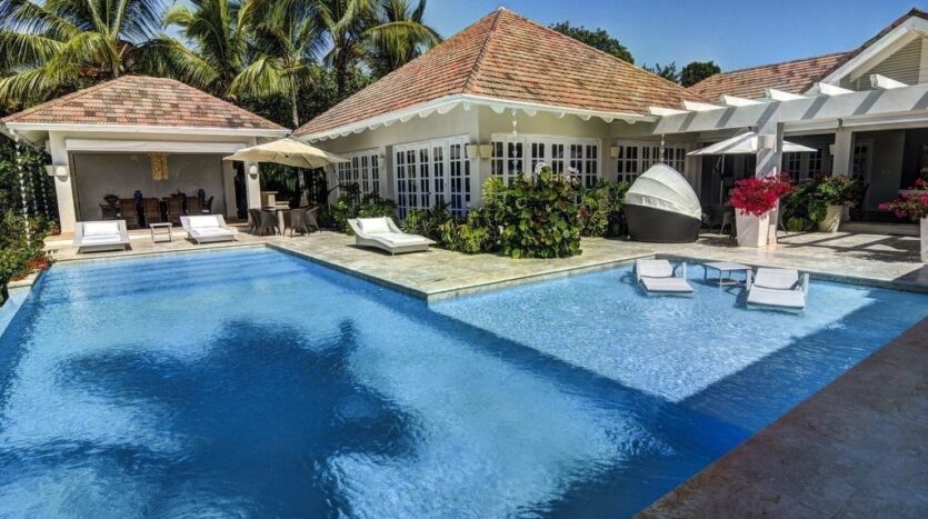 Villa Tortuga Bay Punta Cana Resort 5 bd sale