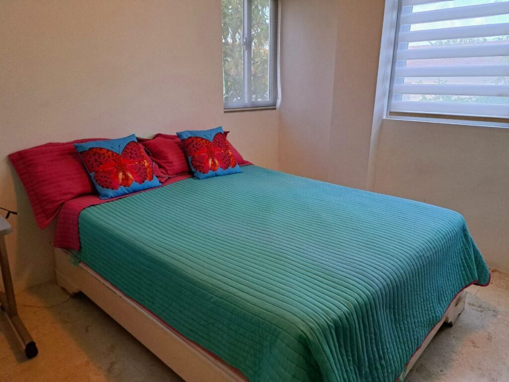 Вилла на 4 спальни в Punta Cana Village (продажа)