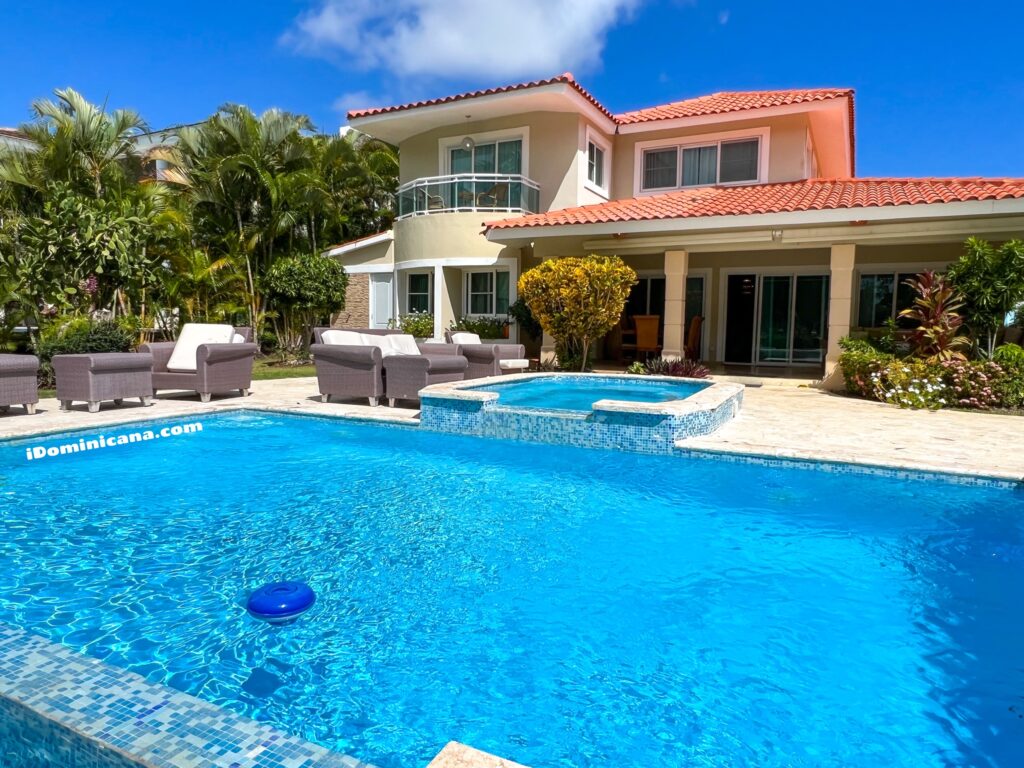 Вилла в Доминикане: 5 спален, Cocotal Golf Club, г.Баваро (Пунта-Кана)