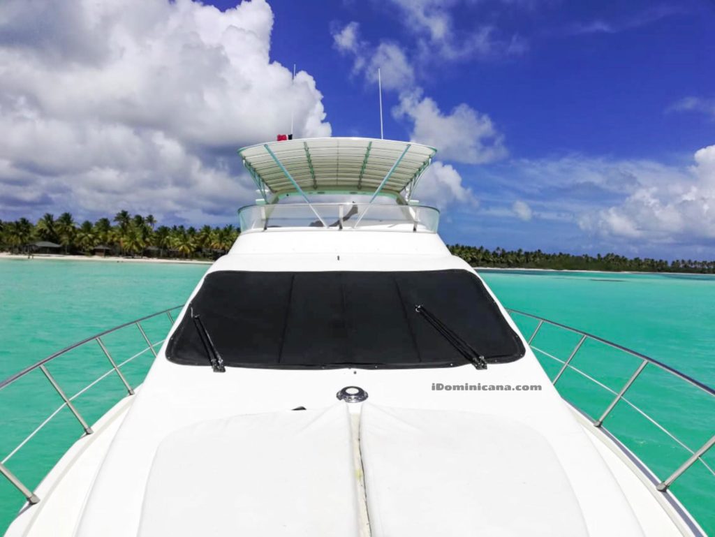 Яхта  Azimut 55 ft в Доминикане