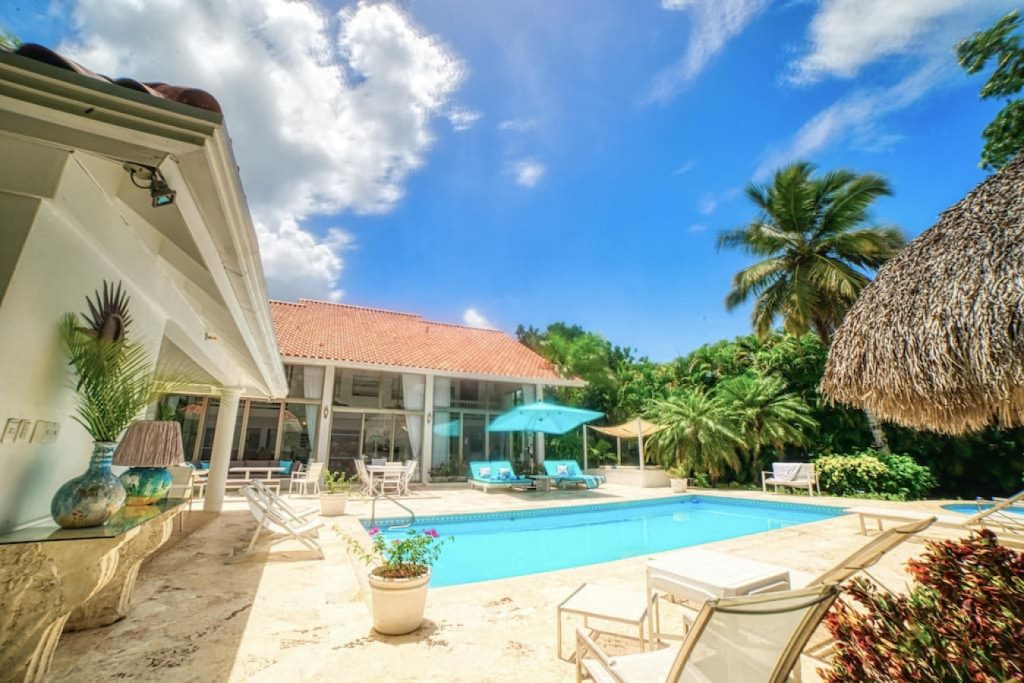 Вилла в Доминикане: 5 спален, Casa de Campo, повар, горничная, гольфкар
