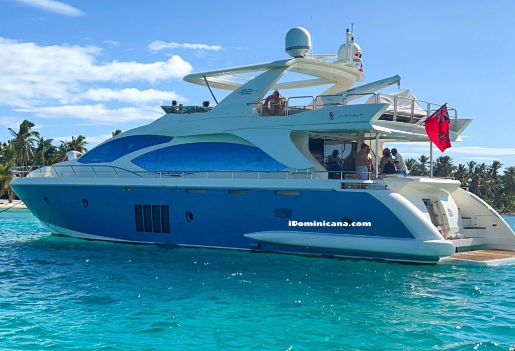 Яхта в Республике Доминикана: Azimut 82 ft, Карибское море, остров Саона (Каталина) - аренда