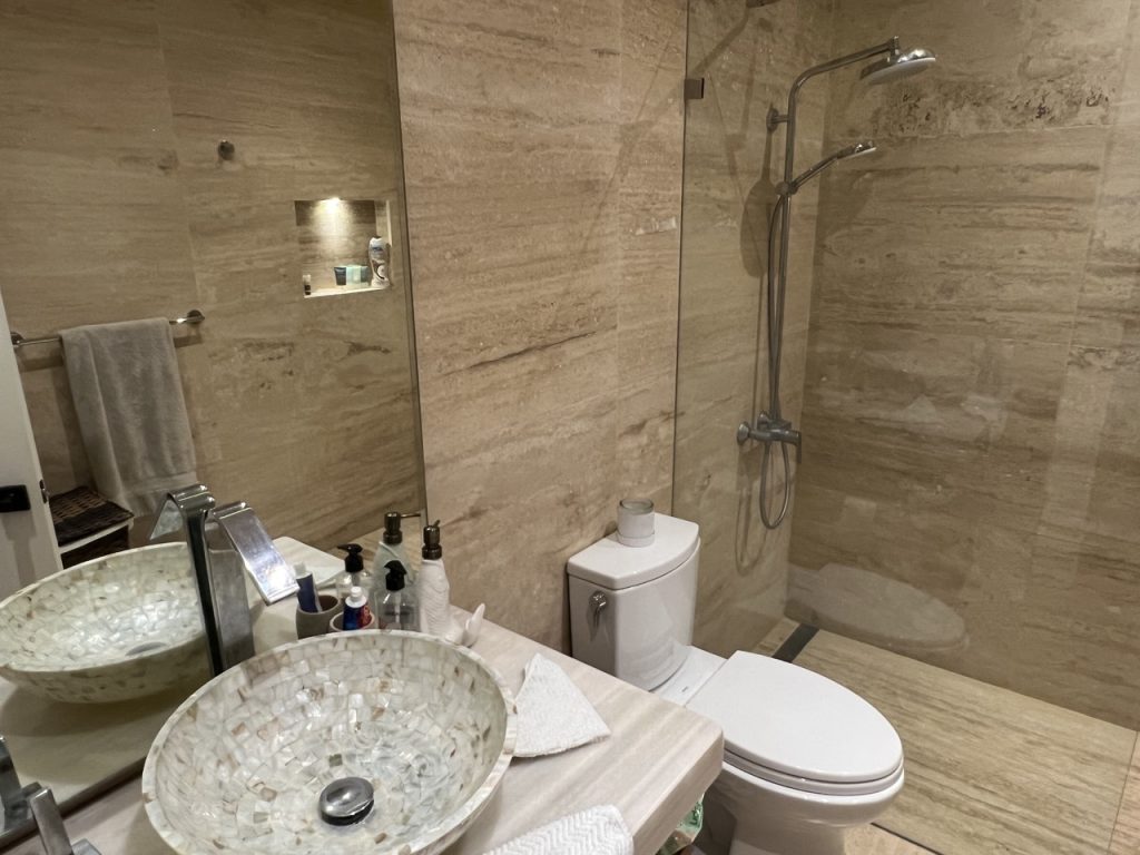 Роскошные апартаменты: Cap Cana (Aquamarina), 2 спальни, 2 мин пешком от пляжа - аренда