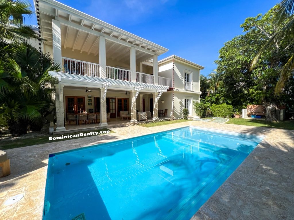 Вилла в Punta Cana Village, 5+ спален (продажа)