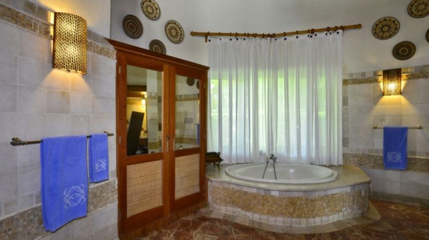 Villa Caleton (Cap Cana): 3 спальни, рядом с пляжем - купить