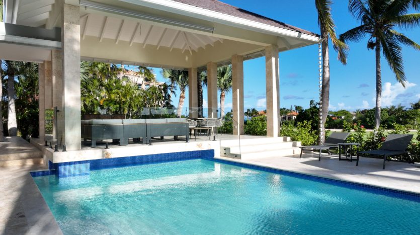 Villa Las Palmas, Cap Cana: 4 BD, бассейн, вид на гольфполе