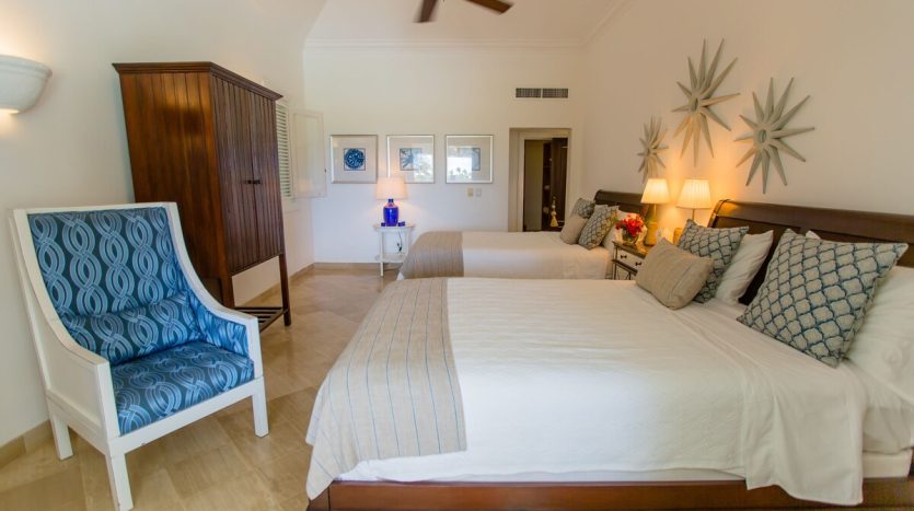 Villa Tortuga: 4 Bd, sea view, Punta Cana Resort for sale