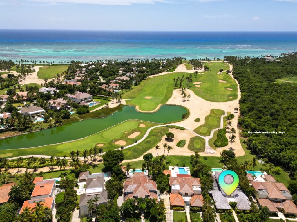 Villa Tortuga: 4 Bd, sea view, Punta Cana Resort for sale