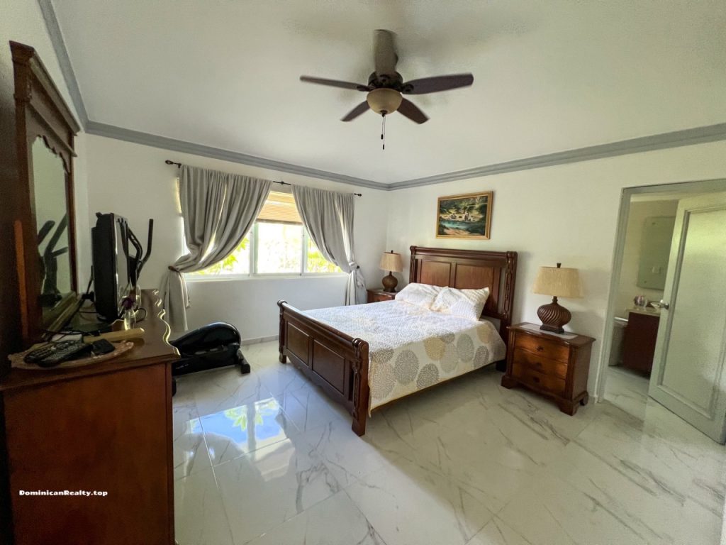 Cocotal Golf Club: villa for sale (Dominican Republic)