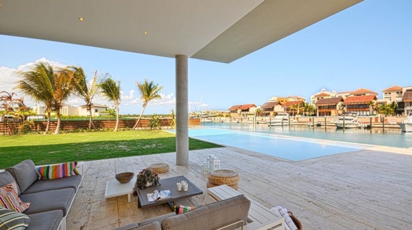 Villa Isla Cap Cana (for sale)