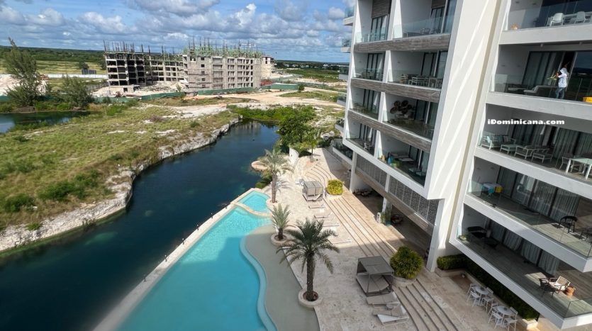 iL Lago Cap Cana: 2 BD apartment near the beach - for sale
