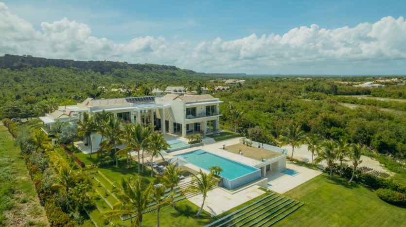 Роскошная вилла в Доминикане (Cap Cana) с видом на Карибское море - купить