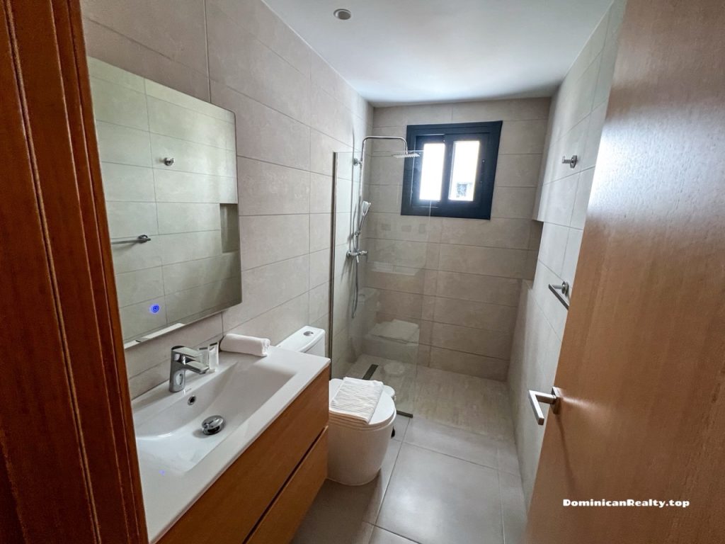 3 BD apartment in Cocotal golf club (for rent)