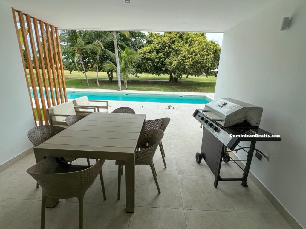 3 BD apartment in Cocotal golf club (for rent)