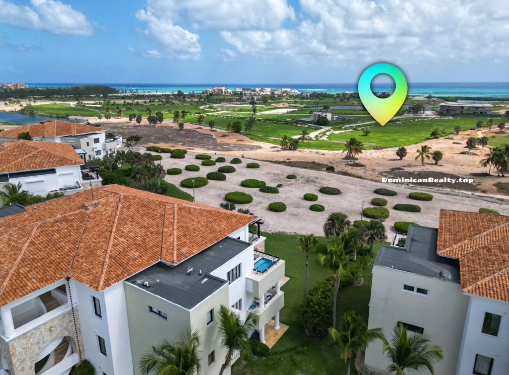 Las Iguanas Homesite (Cap Cana) - land for sale, golf view