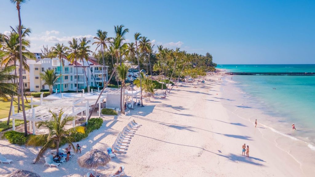 Доминикана: купить апартаменты рядом с пляжем, вид на море (Пунта-Кана)