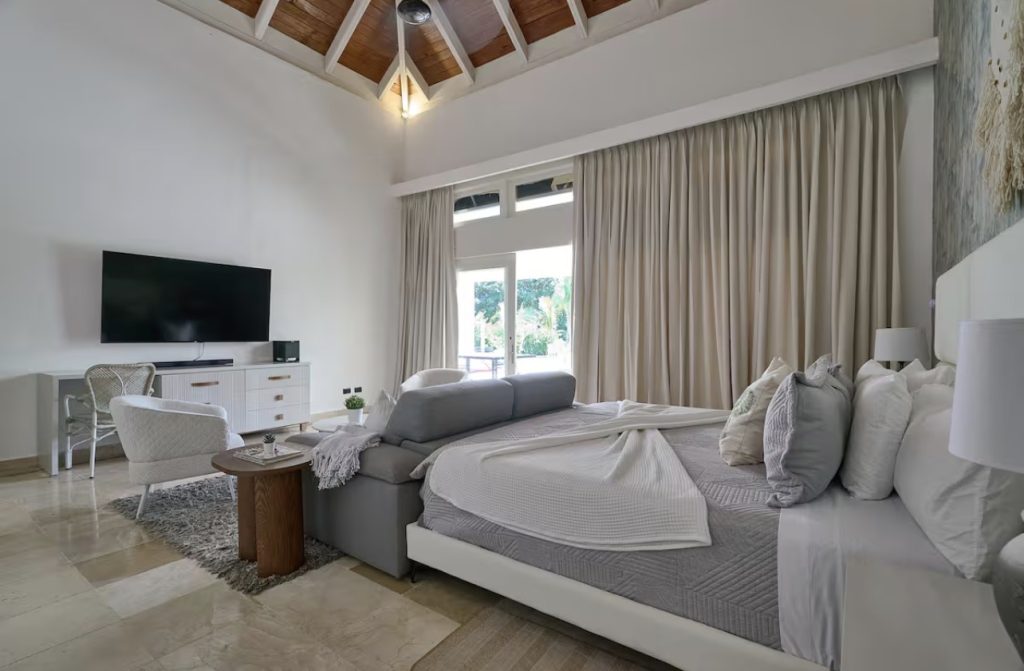 Вилла в Доминикане: 5 спален Green village (Cap Cana) - купить