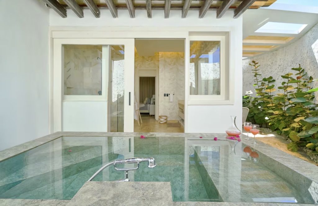 Вилла в Доминикане: 5 спален Green village (Cap Cana) - купить