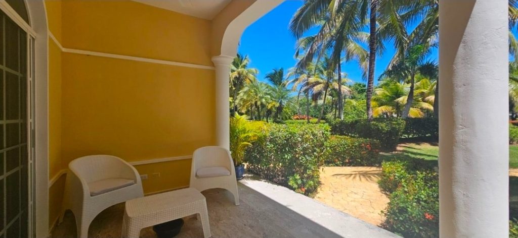 Дом на 2 спальни в Доминикане (таунхаус в Cocotal golf club) - купить