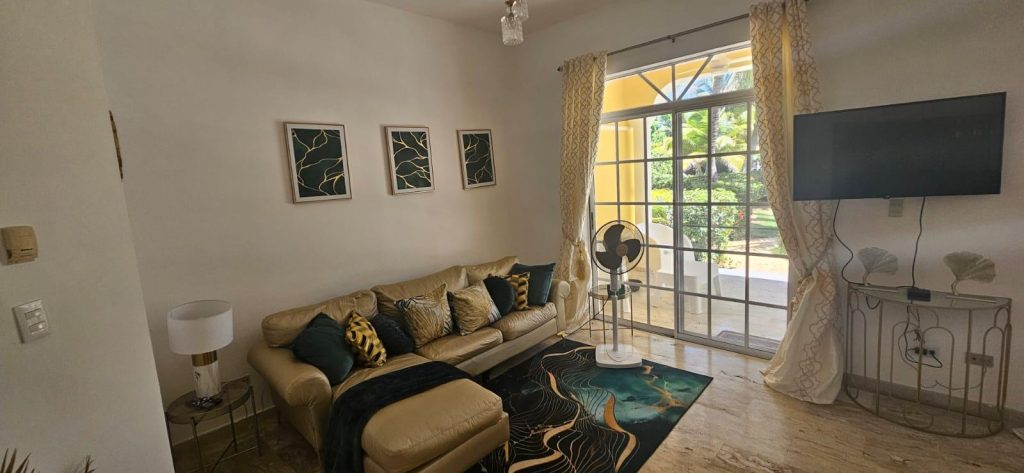 Дом на 2 спальни в Доминикане (таунхаус в Cocotal golf club) - купить