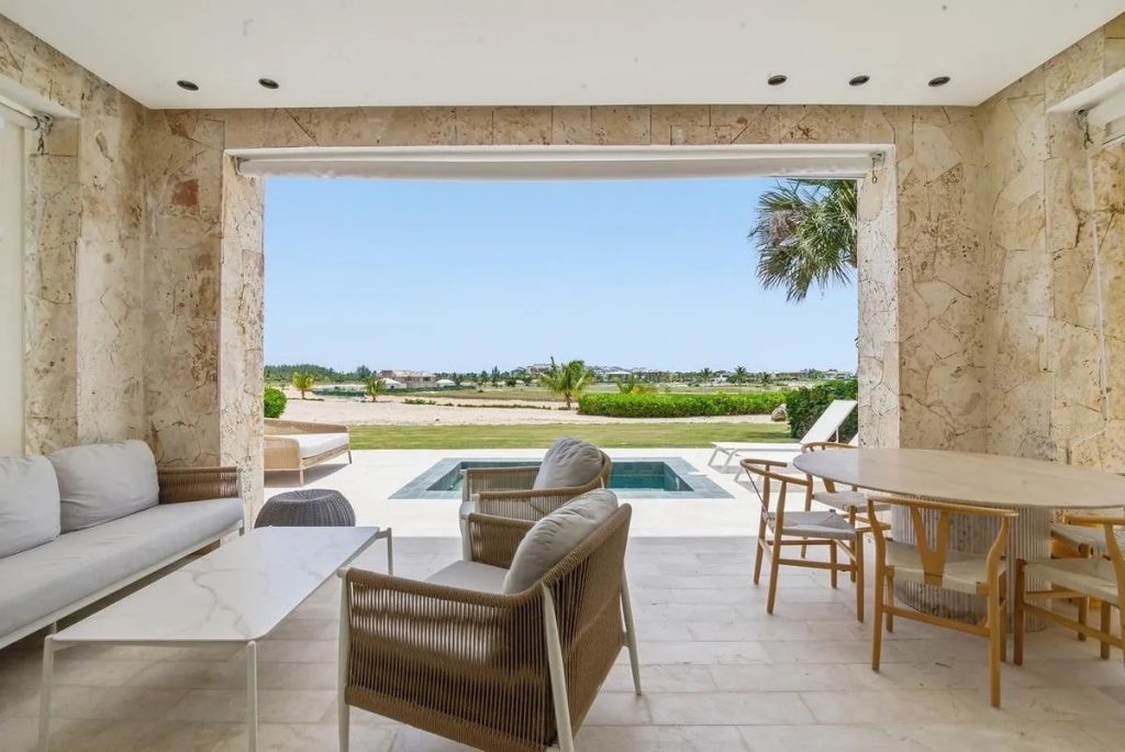 Golden Bear lodge (Cap Cana): 3 BD apartment for sale