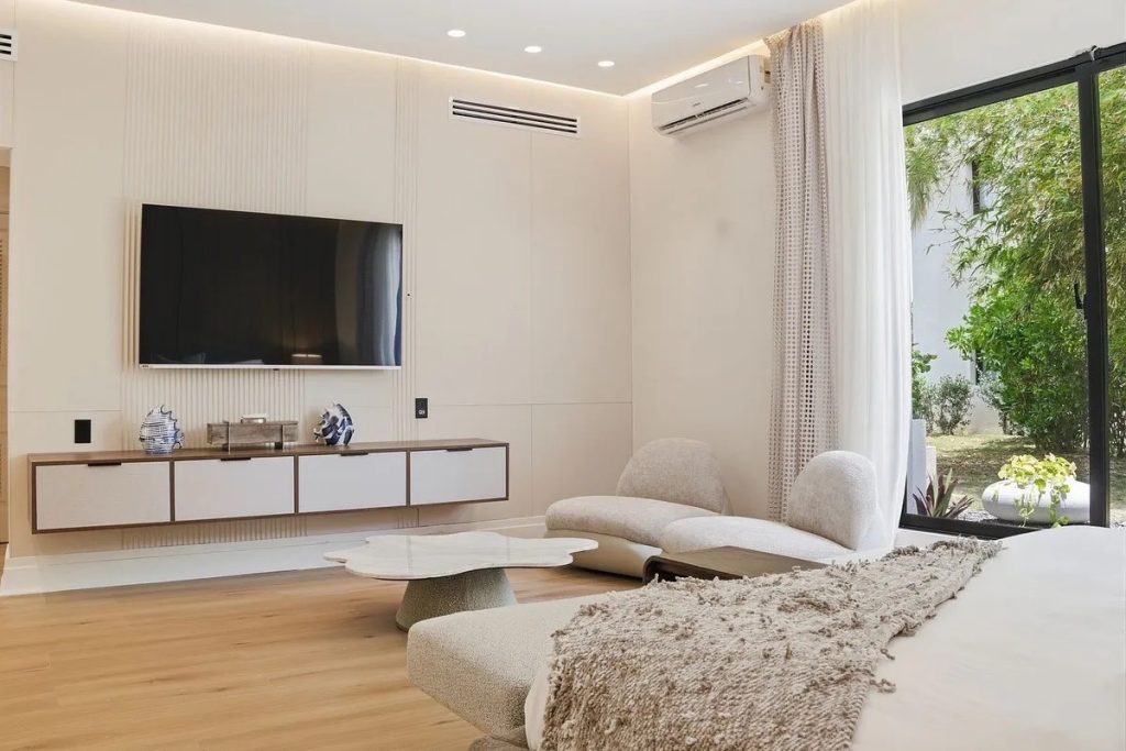 Golden Bear lodge (Cap Cana): 3 BD apartment for sale