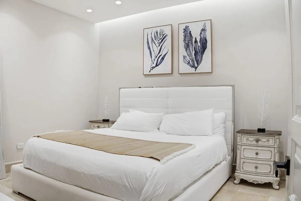 Golden Bear lodge (Cap Cana): 3 BD apartment for sale