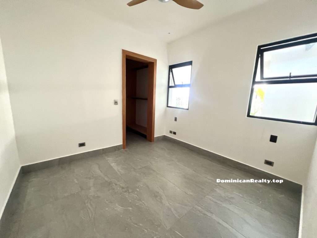 Вилла в Доминикане: 4 спальни, Punta Cana village - купить