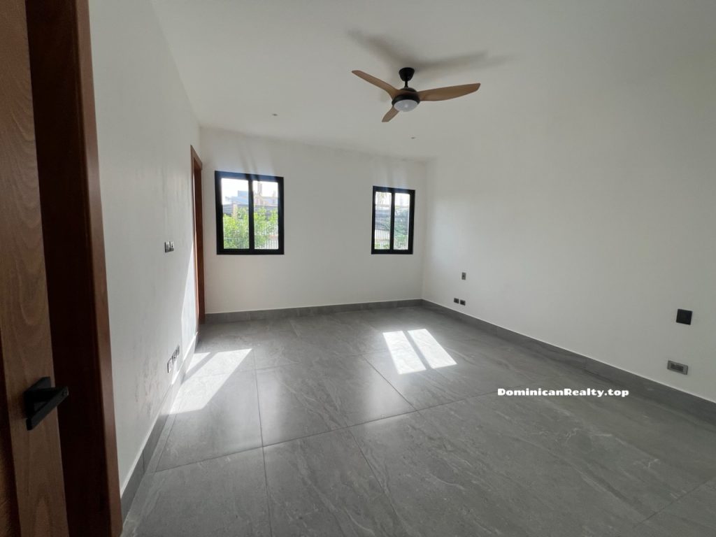 Вилла в Доминикане: 4 спальни, Punta Cana village - купить