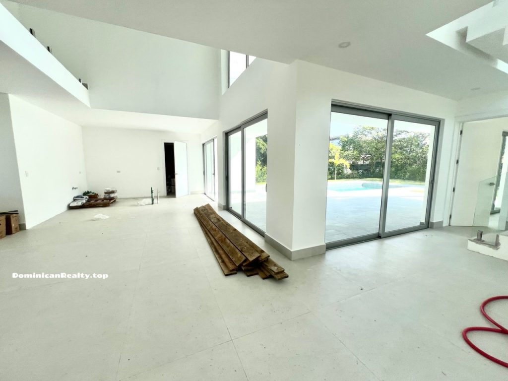 Вилла в Доминикане: 4 спальни, Punta Cana village - купить