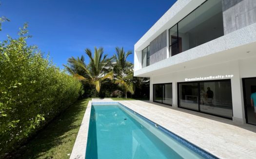 Punta Cana Village West - 4 bedroom villa for sale