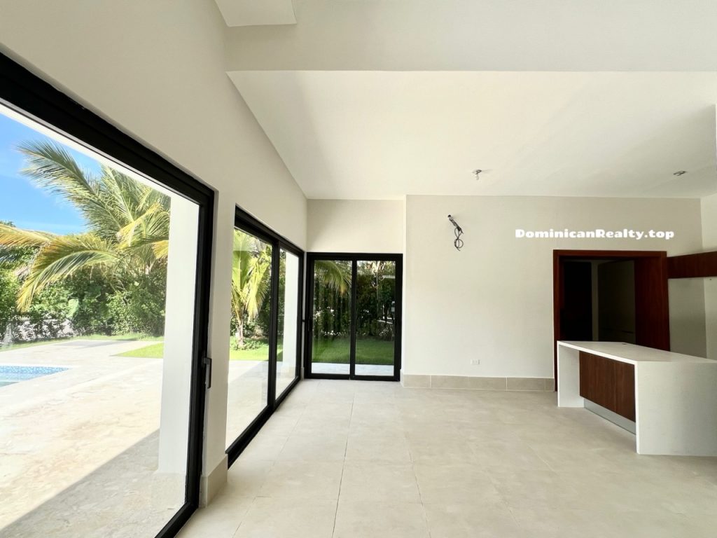 Punta Cana Village West - 4 bedroom villa for sale