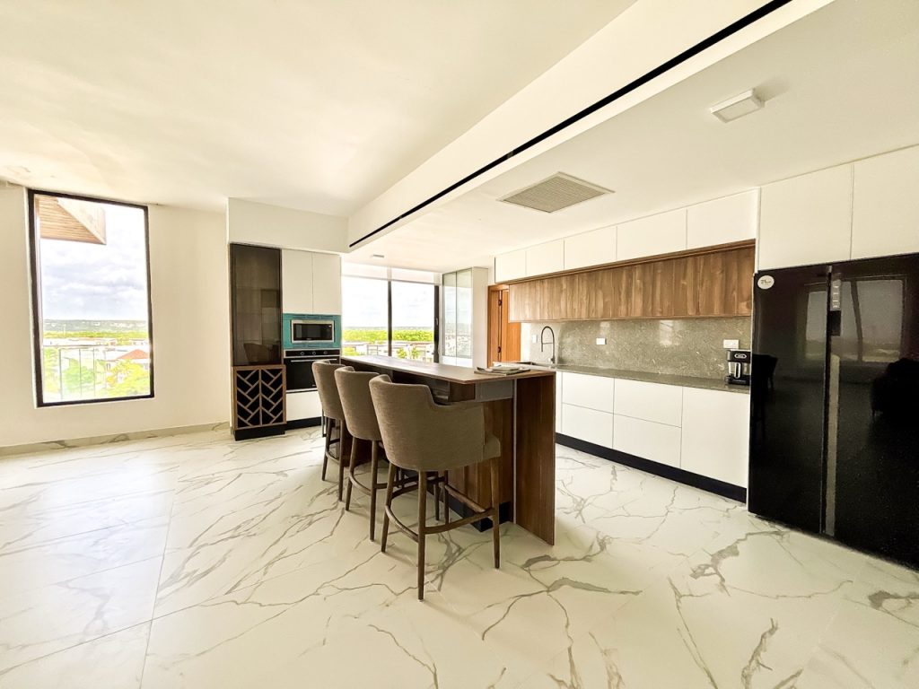 Cap Cana: Azzure apartment for sale