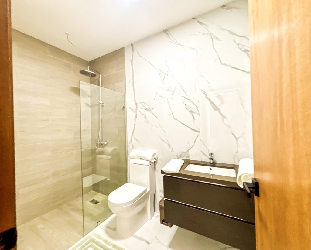 Cap Cana: Azzure apartment for sale