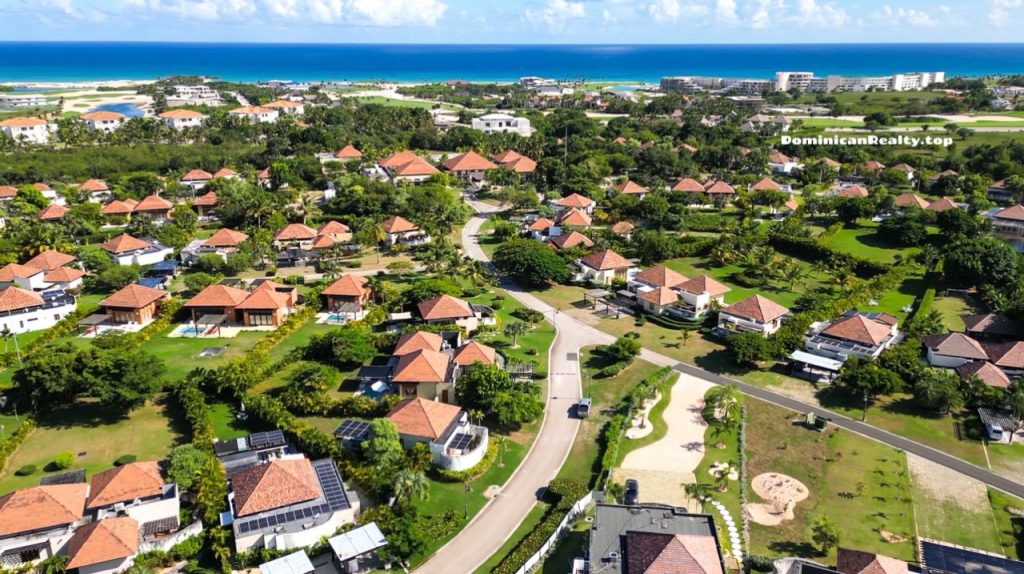 Вилла в Доминикане под ремонт: Cap Cana, Green village - купить