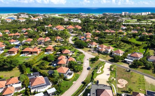 Вилла в Доминикане под ремонт: Cap Cana, Green village - купить